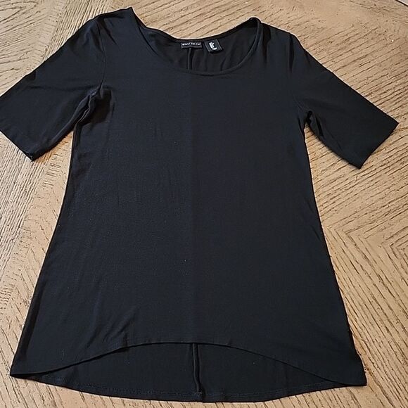 Black quarter sleeve top size S stretchy - Picture 6 of 6